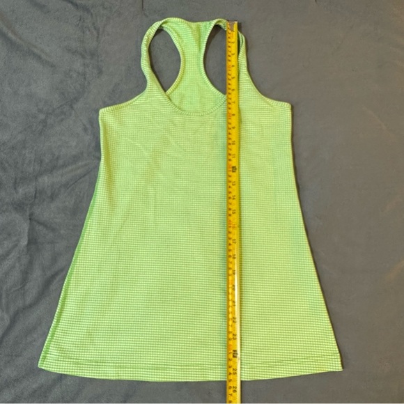 Lululemon Athletica Gingham Green Racerback Tank Top

#1080 - Picture 5 of 8